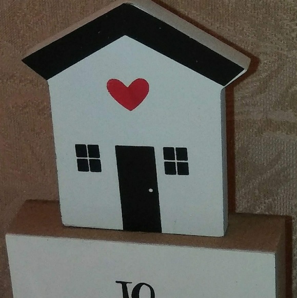 Desk or table decor - Picture 2 of 2